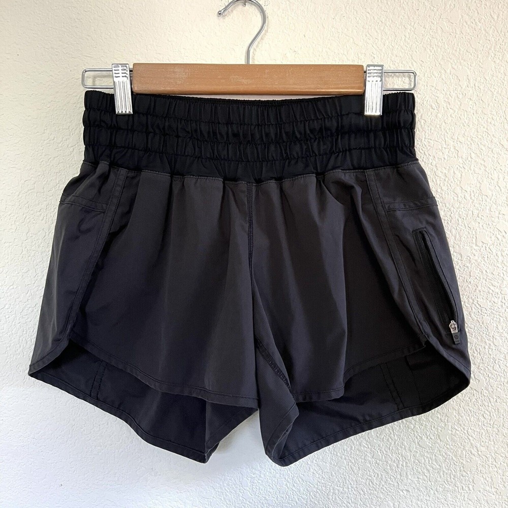 Women's Lululemon Black Lined Workout Running Speed Athletic Yoga Shorts size 8